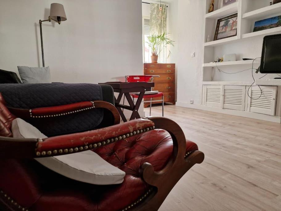 Porthos, Bonito Zona Puerta Del Angel Apartament *